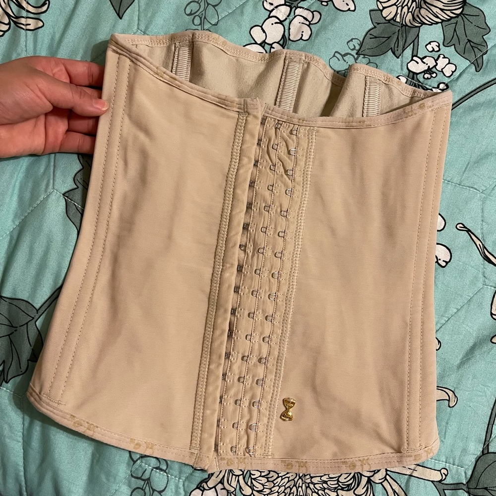 Sol beauty and care waist trainer